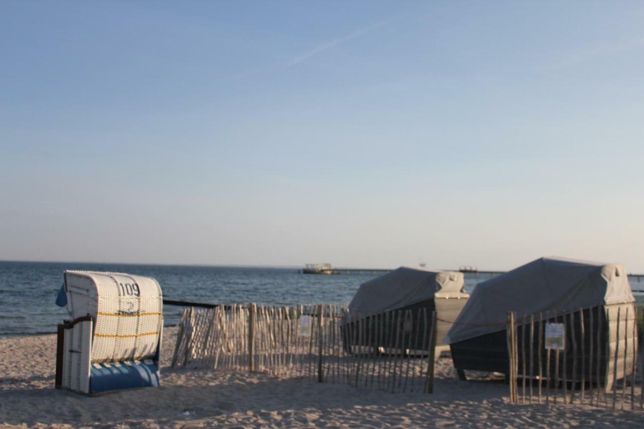 Strandlaeufer Im Kirschgarten Келенхузен Екстериор снимка